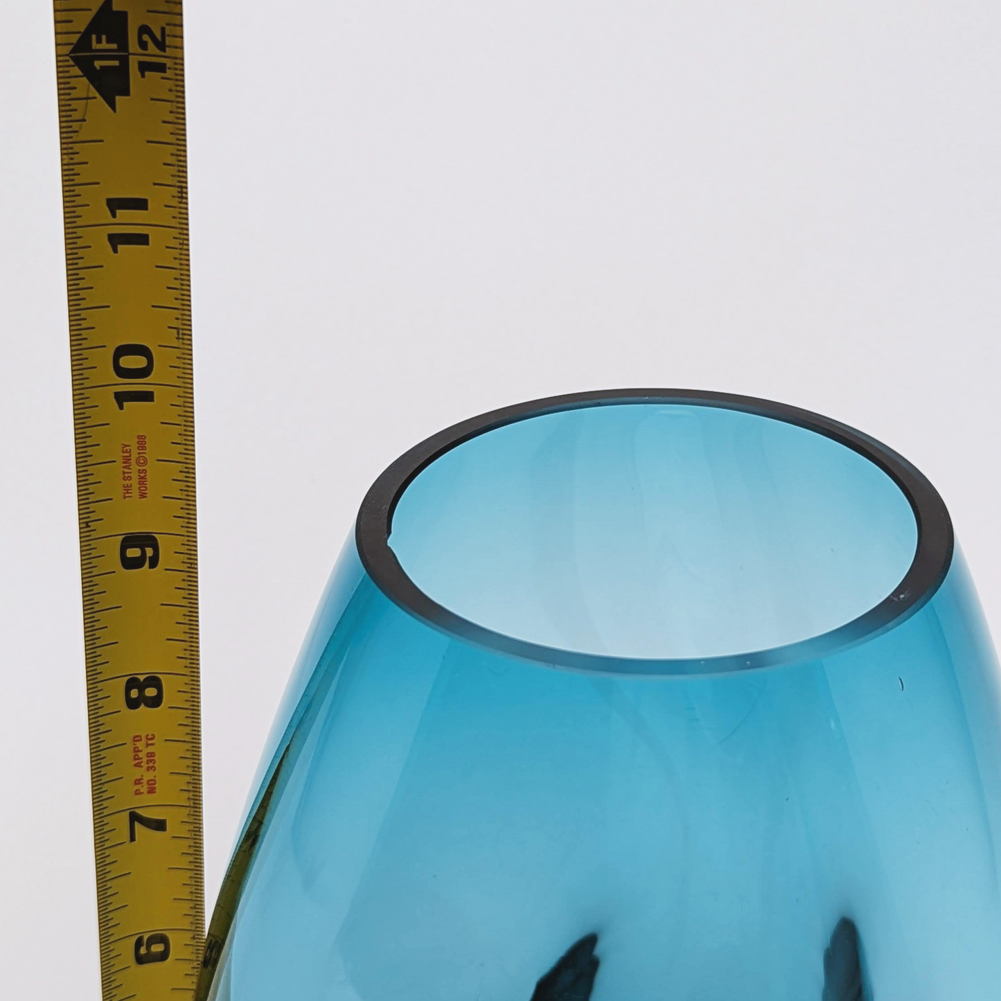 Minimalist Vase – Blue,Glass – Beyond The Village
